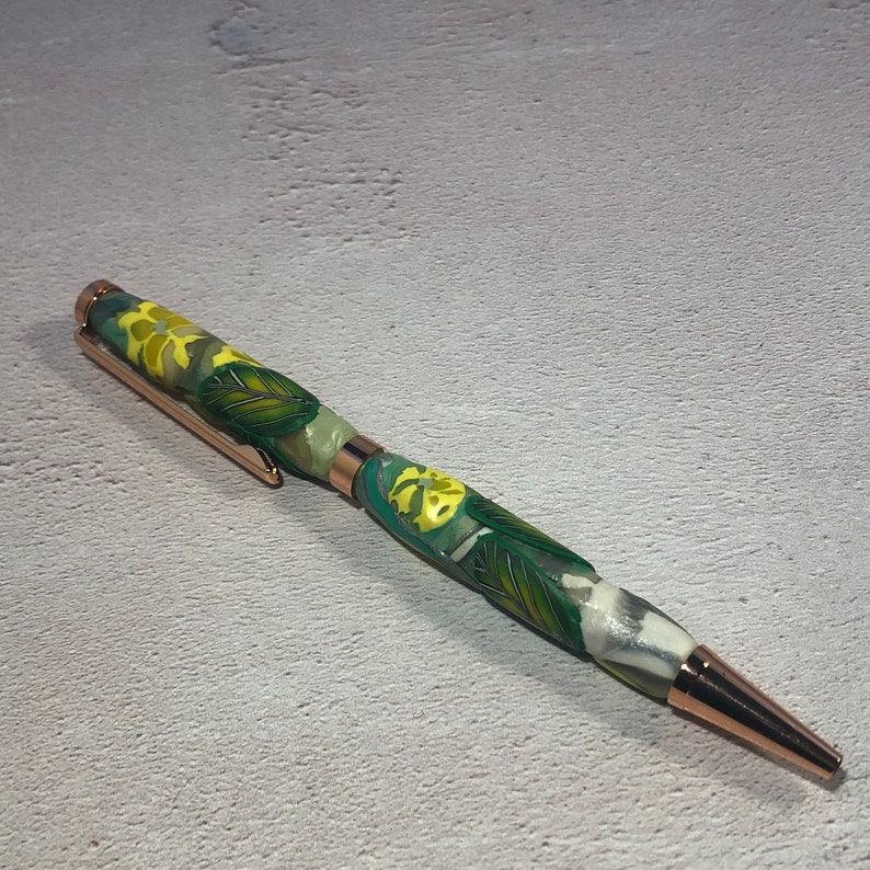 snowdrop primrose pretty original Valentine/'s Galentine Mother/'s Day Spring flower ballpoint pen handmade in polymer clay daffodil