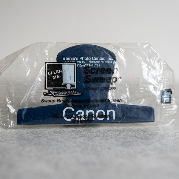 Canon Camera Monitor Screen Wipe - Branded