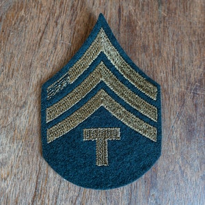 Vintage WWII US Army Tech Sergeant Fourth Class Cloth Patch - Black
