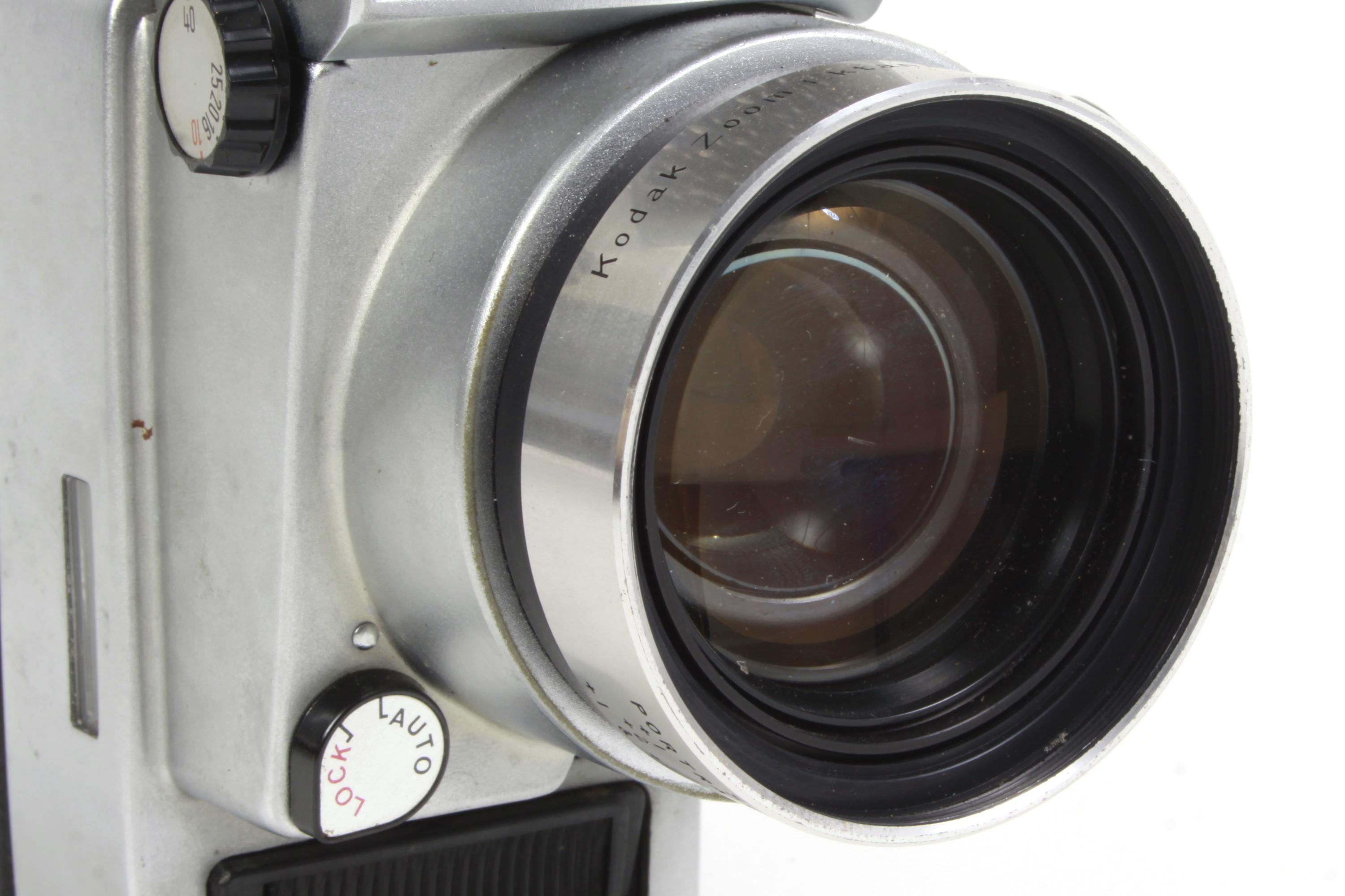 Kodak Zoom 8 Reflex 8mm Camera W/ Light - Etsy Israel