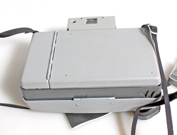 Polaroid Camera Outfit 220 With Accessories and Manual//instant