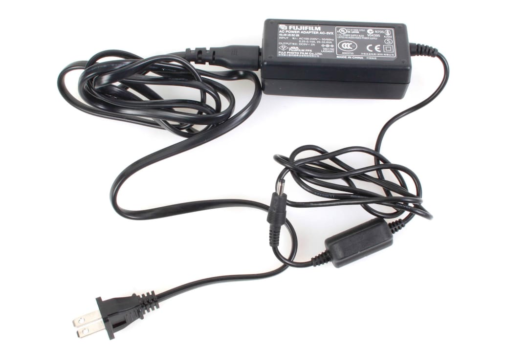 HQRP ADATTATORE AC per Fujifilm Finepix Serie Digitale Camera