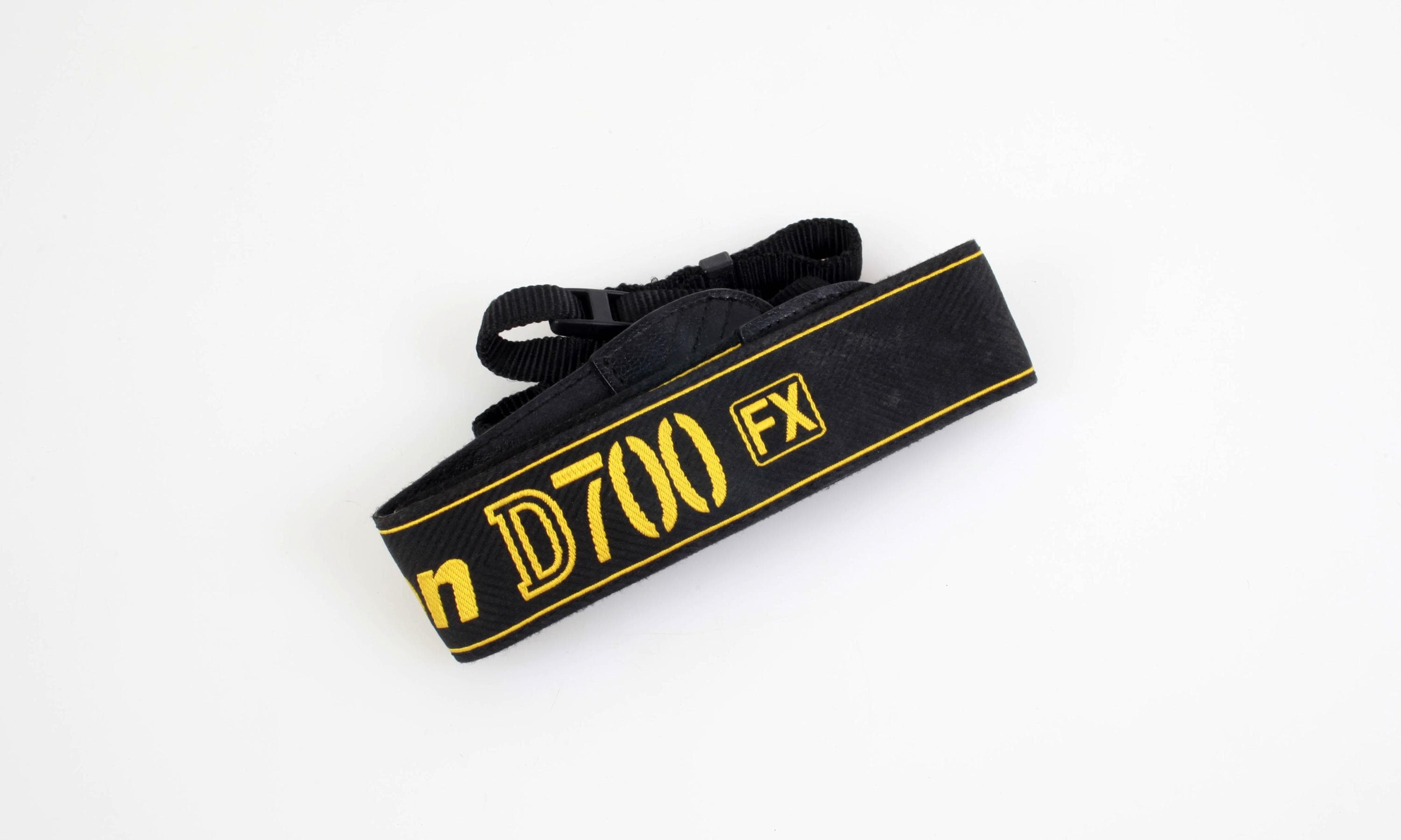 D700 - Etsy Canada