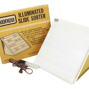 Illuminated Slide Sorter - Holds 42 Slides