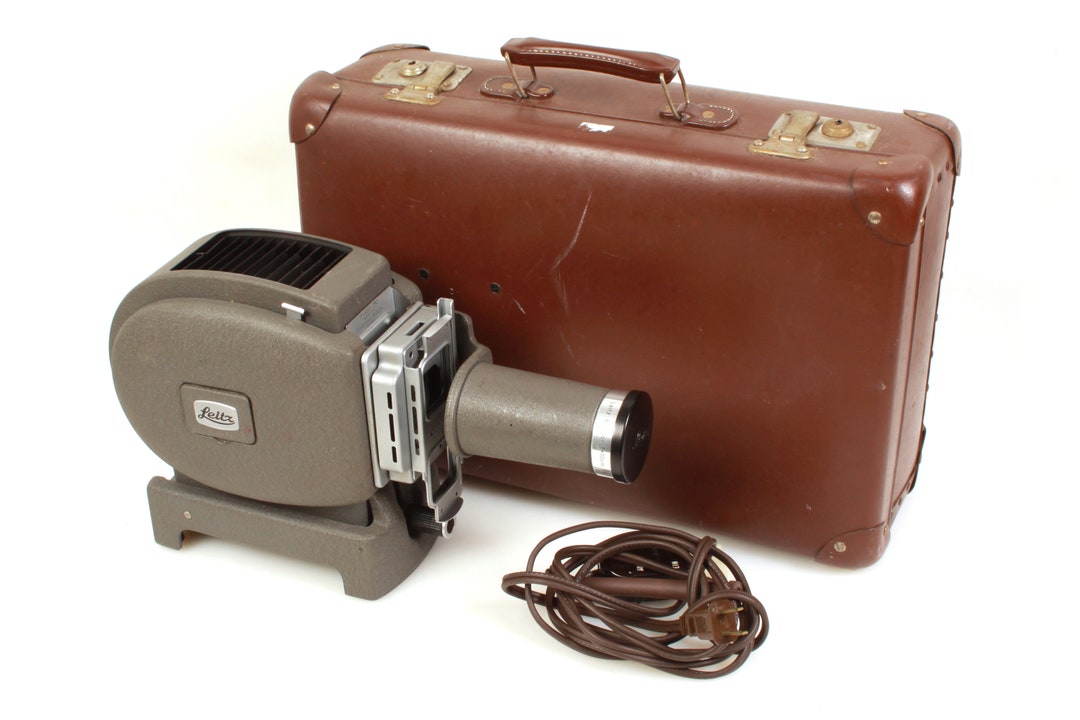 M Vintage Leitz Prado 250 Miniature Projector Nr. 101290 W