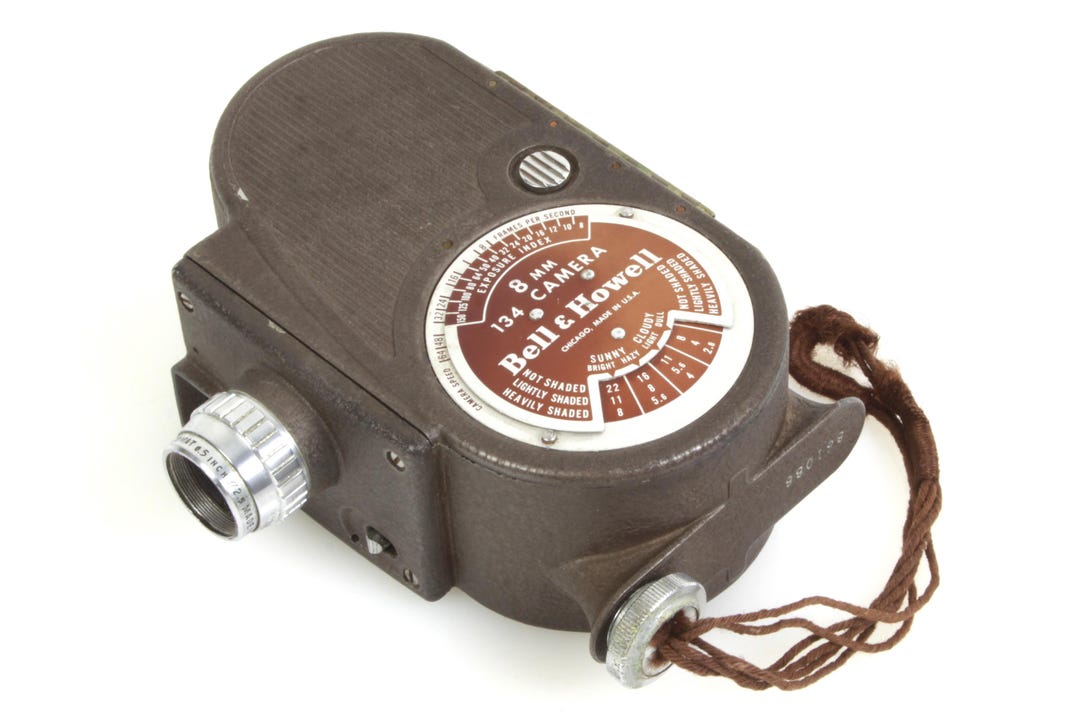 Bell & Howell 134 8mm Camera - Etsy Canada