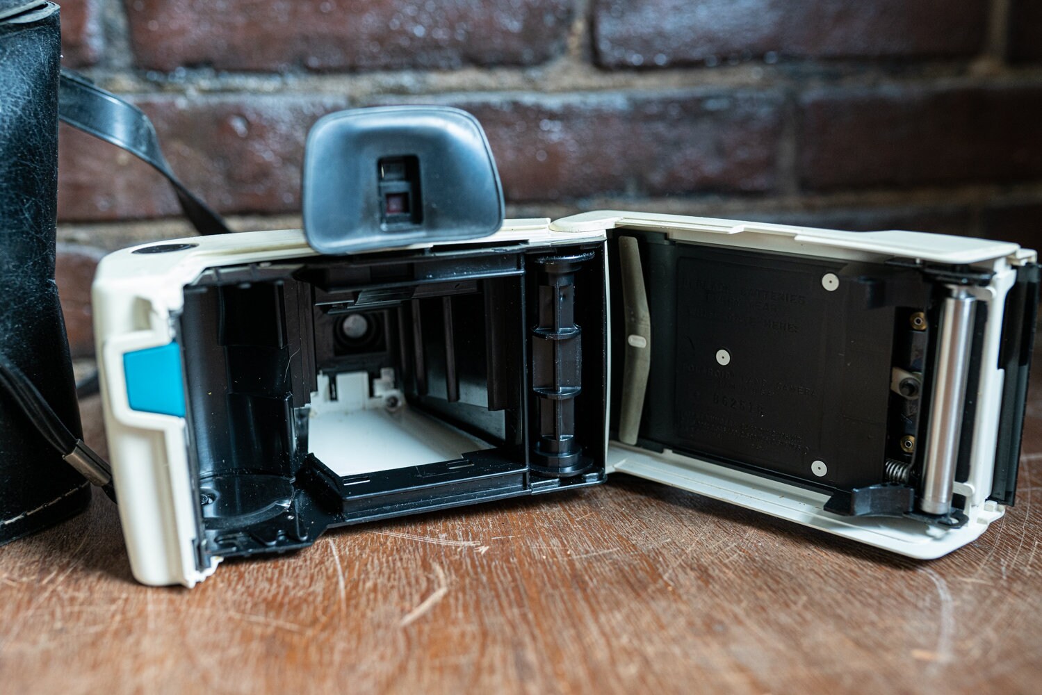 カメラケース ポラロイド スウィンガー モデル 20 カメラセット（ケース、電球