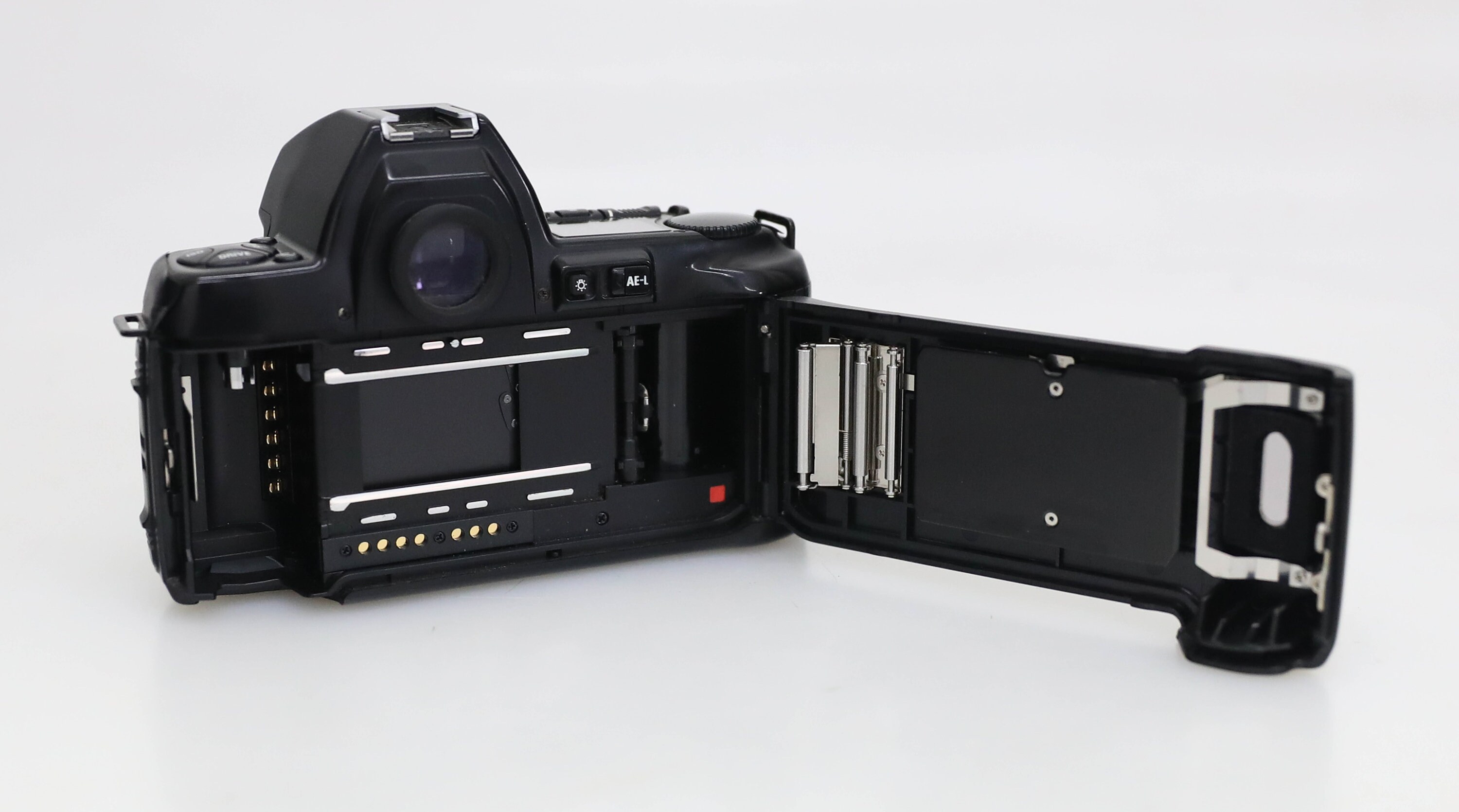 Nikon N8008s 35mm SLR Film Camera in Original Box - WORKS Body