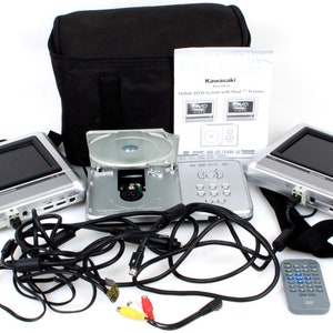 Sistema DVD portatile Kawasaki PVS1965 con 2 schermi da 6,5, custodia, accessori