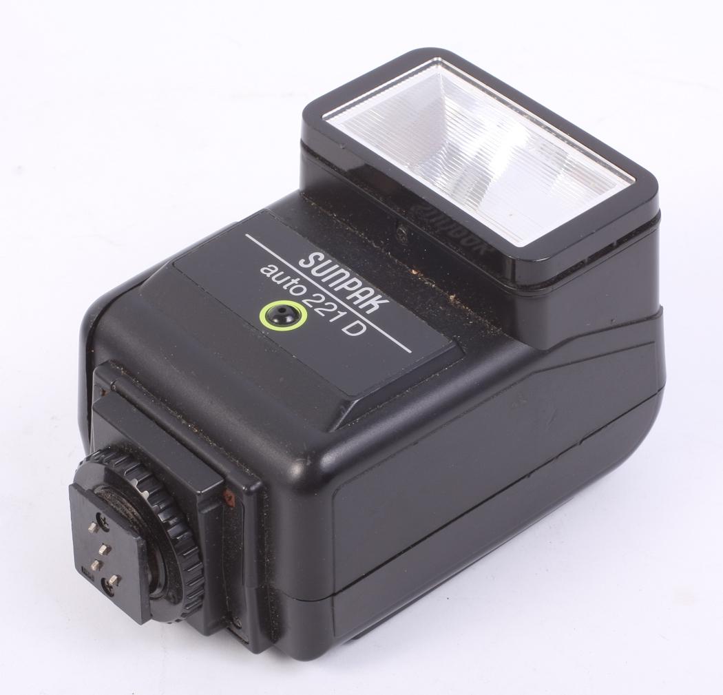 Flash à thyristors Sunpak Auto Zoom 2400 - France