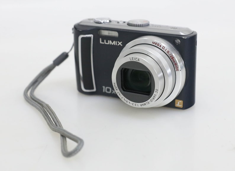 Panasonic Lumix DMC-TZ4 Black Digital Camera with Original Box and Accessories image 2