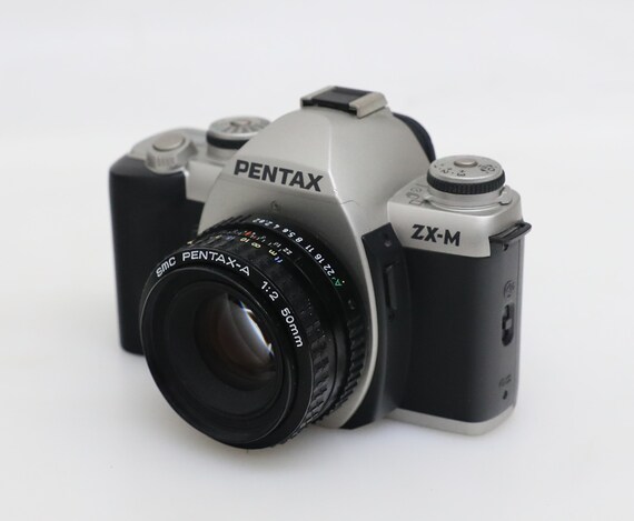 フィルムカメラ  35-M Deluxe フィルムカメラ 35-M Deluxe Pentax ZX-M 35mm Camera Body