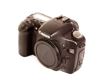 Canon EOS 30D 8.2MP デジタル一眼レフカメラ本体、バッテリー