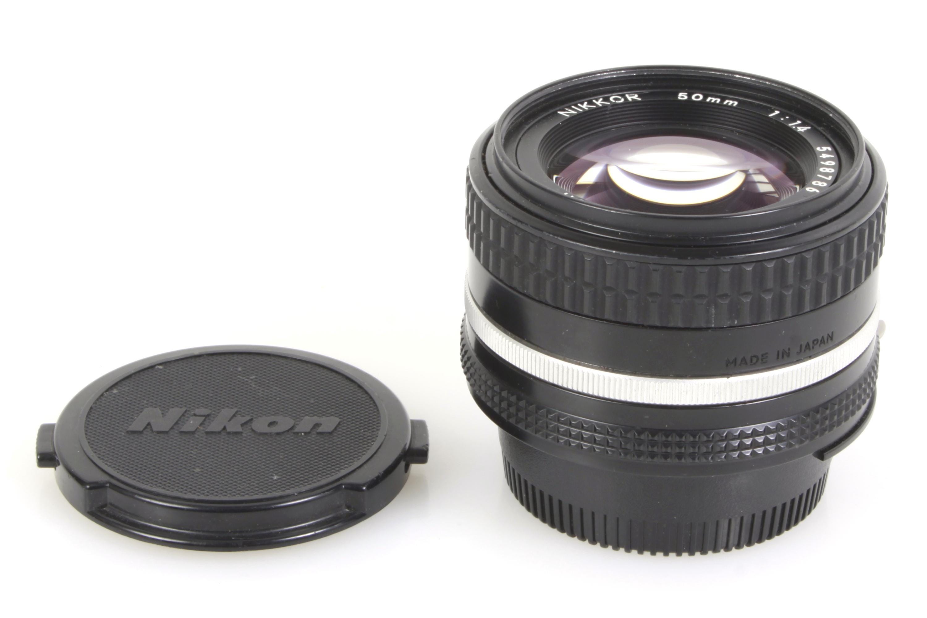 ニコン 50 mm 1.4 プライム AI-S レンズ（キャップ付き） - Etsy 日本