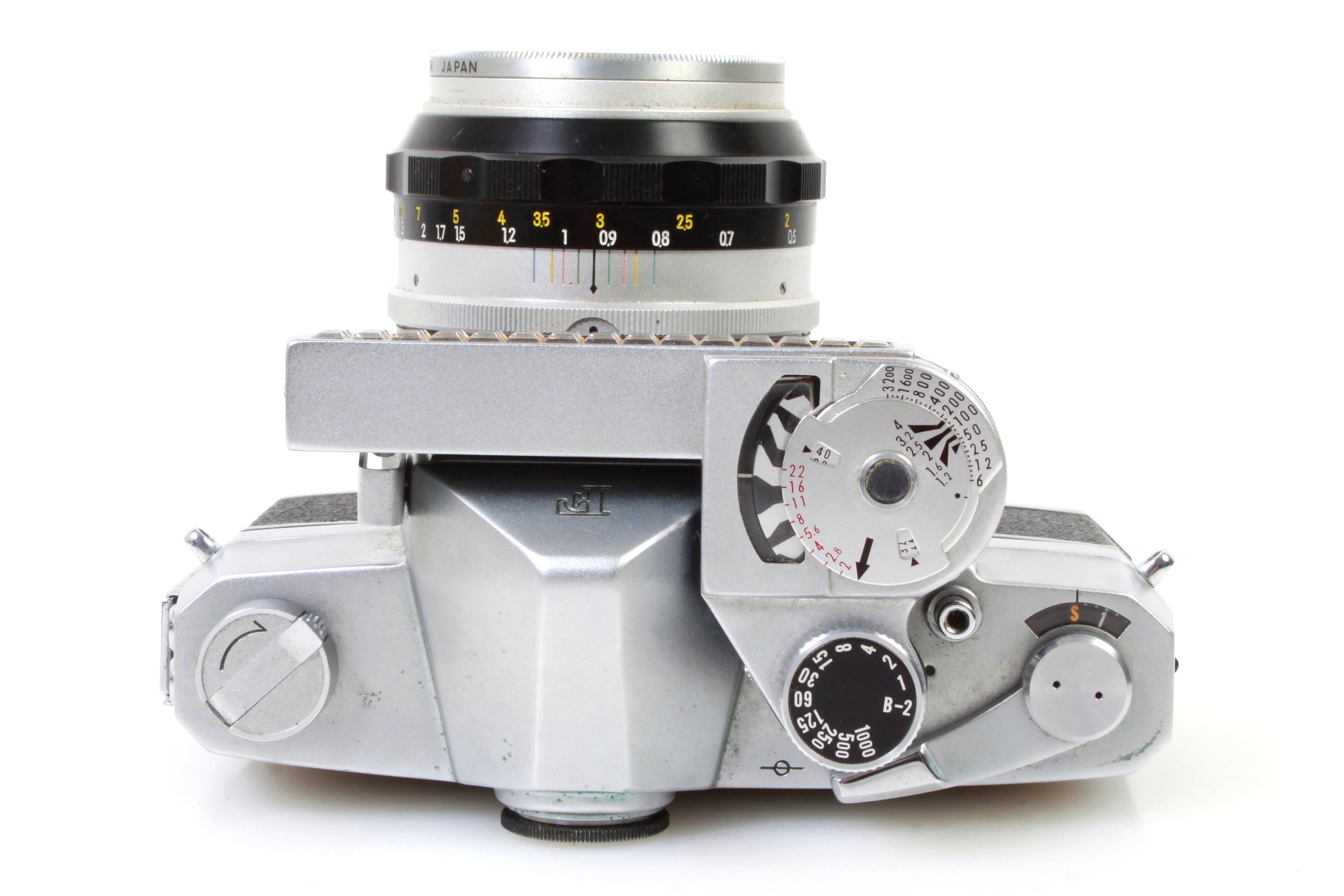 日本光学 Nikkorex F 35 mm フィルム一眼レフカメラ（Nikkor-S 50 mm f