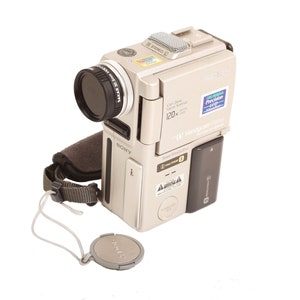 Sony DCR-PC1 Digital Video Camera Recorder Outfit- Tested