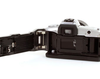フィルムカメラ ボディ まとめ売り 30台セット 35番 35 mm 学生用カメラ、28-90 mm レンズ、フィルム、マニュアル付き