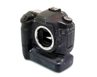 Canon EOS Rebel 2000 35mm Film SLR Camera Kit with 28-80mm Lens