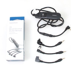 Insignia 3ft Wired Universal Shutter Remote Ns-usr1