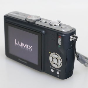 Panasonic Lumix DMC-TZ4 Black Digital Camera with Original Box and Accessories image 4