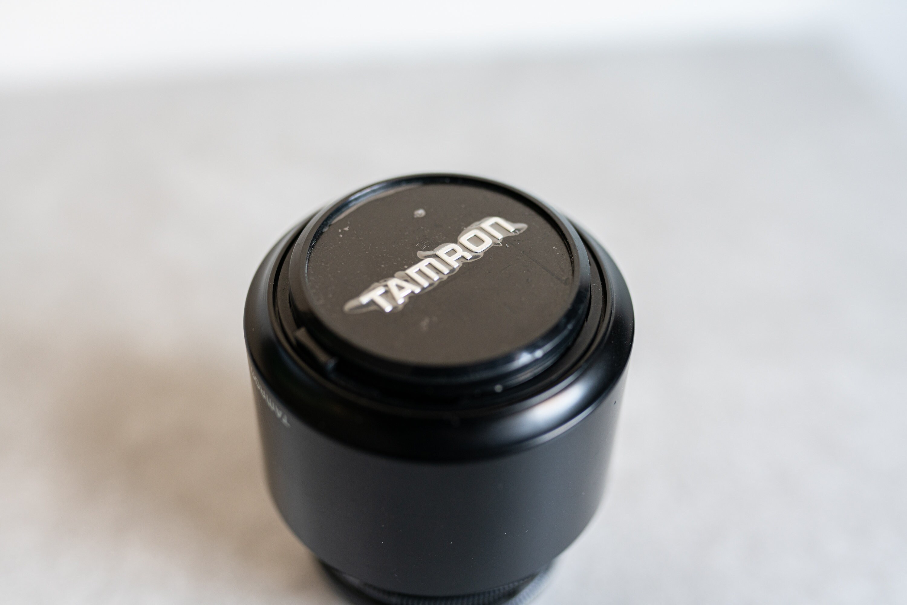 Tamron SP 90mm f2.5 マクロレンズ、Canon FDマウント、フード＆ケース