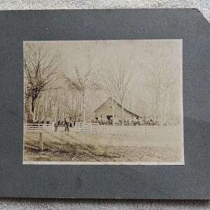Wagon Train, Vint Print, Men Standing On Wagons Pulled By Horses By Barn + Trees