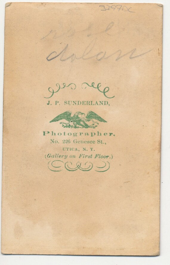 はる 1800 年代の CDV 写真、ニューヨーク州ユーティカの黒い服を着た