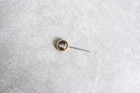 Vintage Photo Pin / Broach - Sharp! - image 1