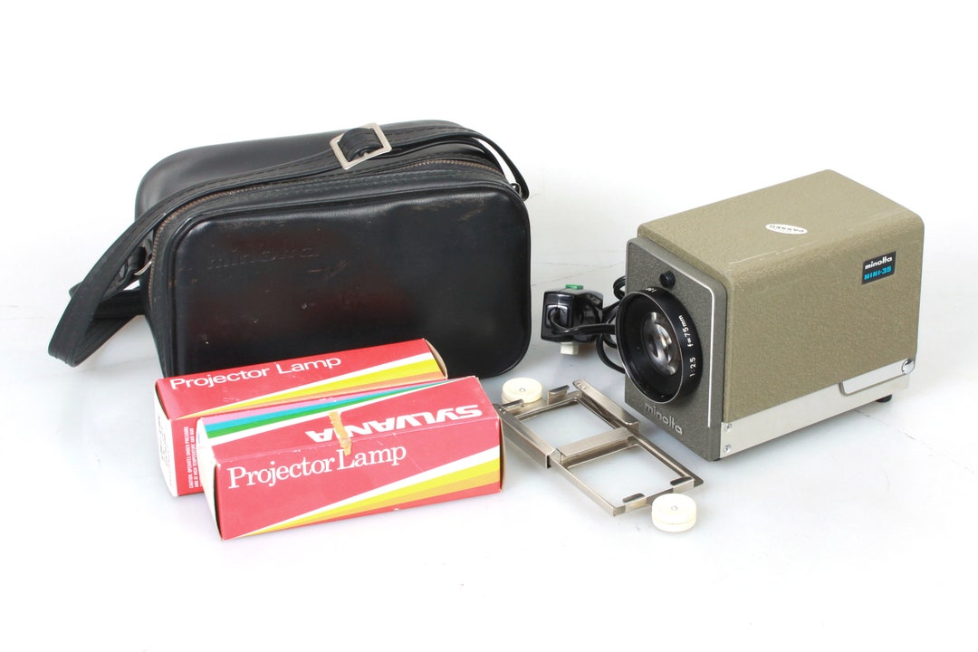 プロジェクター MINOLTA Mini 35 Minolta Mini 35 Slide Projector With Original Case + 2 Extra Bulbs