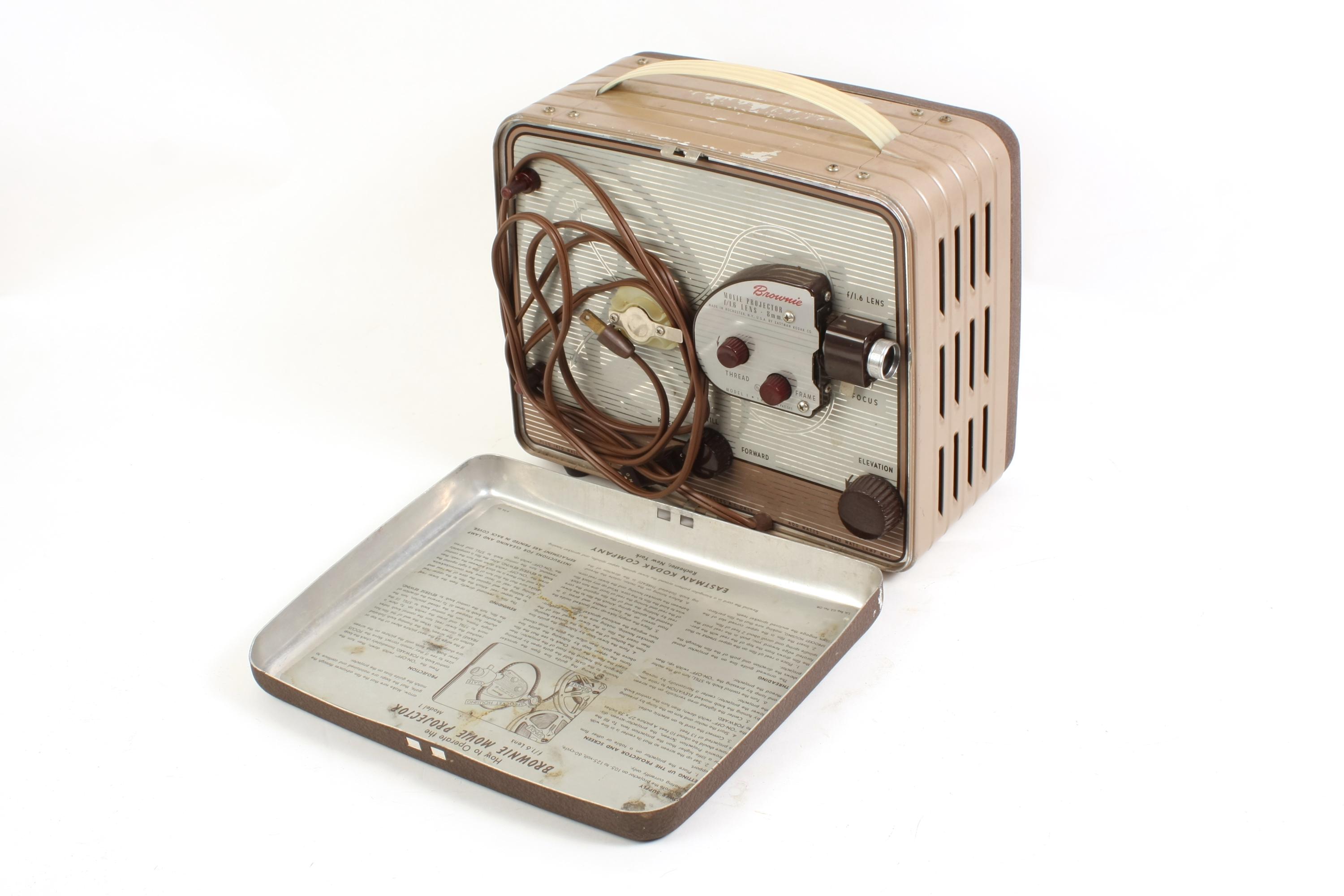 Kodak Brownie 8mm Movie Film Projector Reg 8 W/ Working Bulb - Etsy