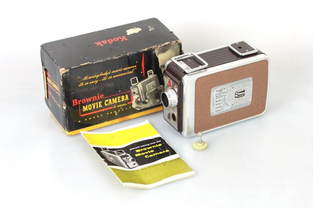 ムービーカメラ 8 mm マニュアルとボックス付き - Etsy 日本