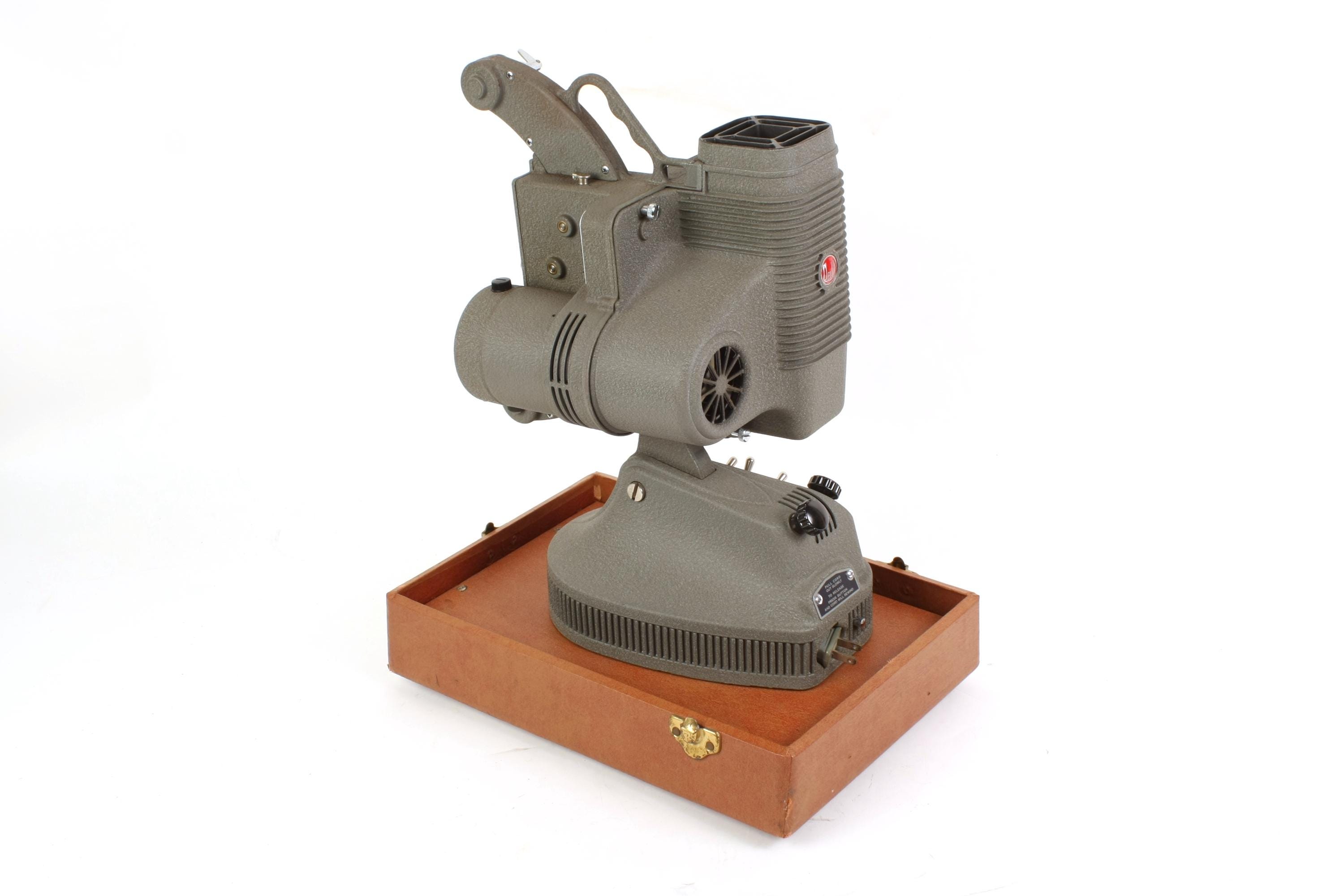 Dejur Model 1000 Art Deco Reg 8mm Movie Projector in Case - Etsy