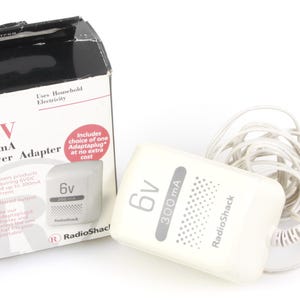 Genuine Radio Shack 6V 300mA 273-1758 AC Adapter