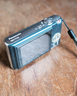Panasonic Lumix DMC-FX30 Digital Compact Camera W/ Leica Lens