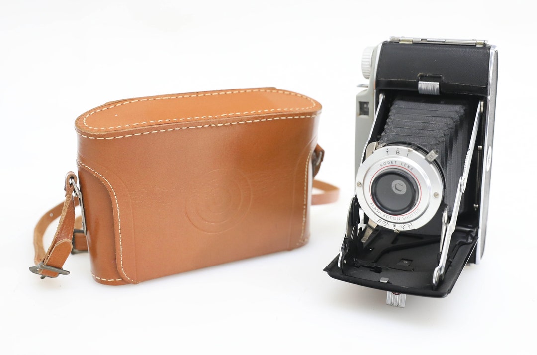 Vintage 1950s Kodak Tourist II Film Camera With Case/strap WORKS Etsy