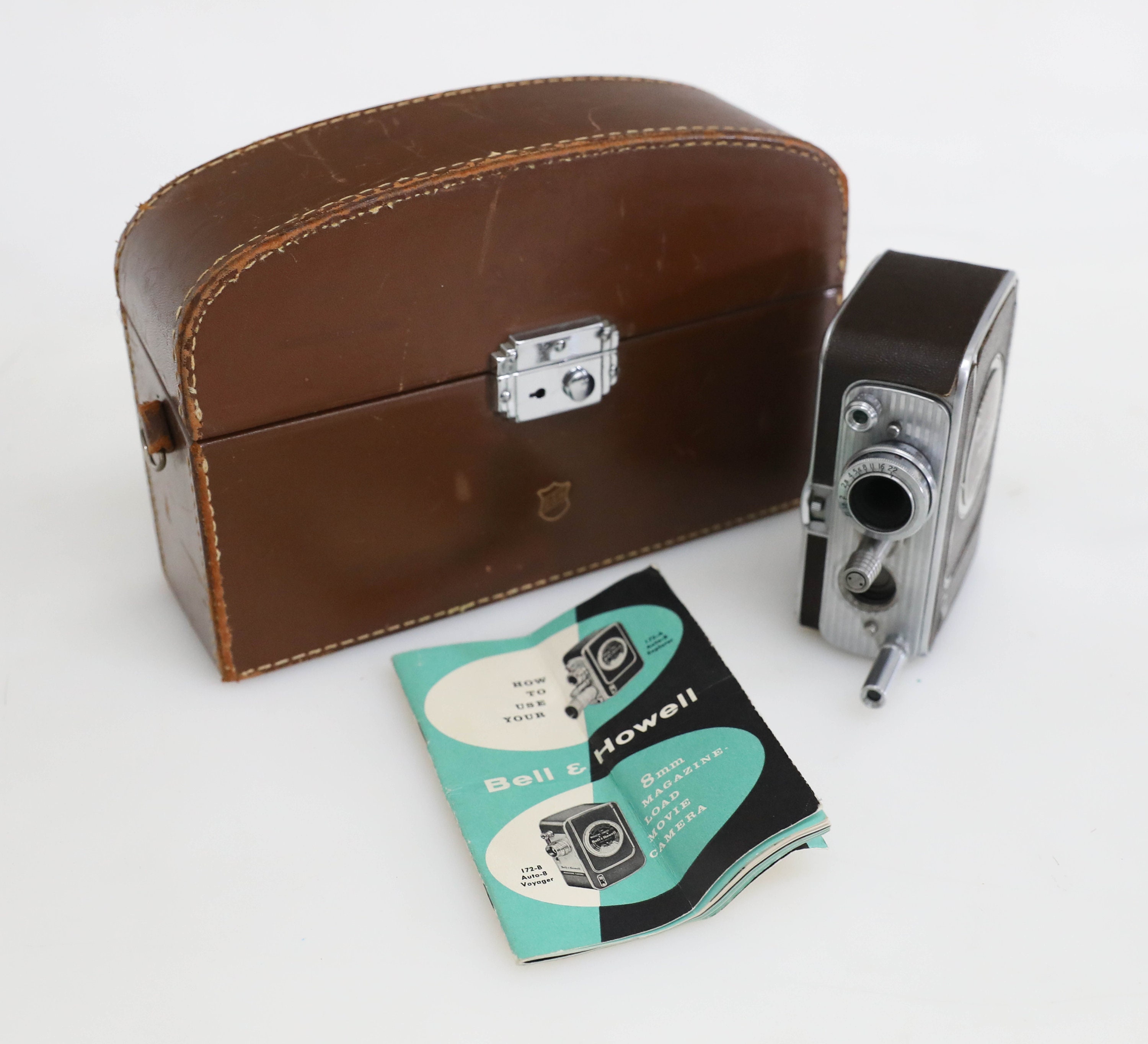 Câmera de filme Vintage Bell & Howell 8mm Magazine 172 em caixa
