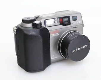 Olympus Camedia C-3000 Zoom 3.3MP Digital Camera with Memory Card