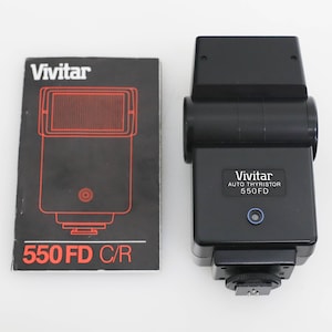 Vintage Vivitar Auto Thyristor 550FD C/R Flash with Manual for Canon AEI/AEIP