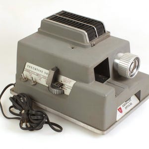 Vintage Executive 500 American Optical Company Slide Projector