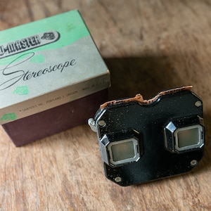 Vintage Sawyers View-Master in Original Box