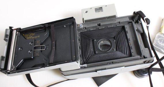 Polaroid Camera Outfit 220 With Accessories and Manual//instant