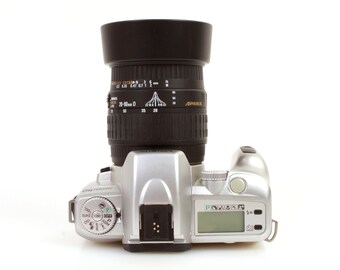 35 mm 学生用カメラ、28-90 mm レンズ、フィルム、マニュアル付き