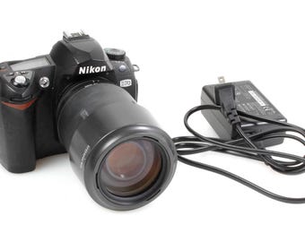 Nikon D70 6.1MP デジタルカメラキット（18-70 mm ニコンレンズ付き
