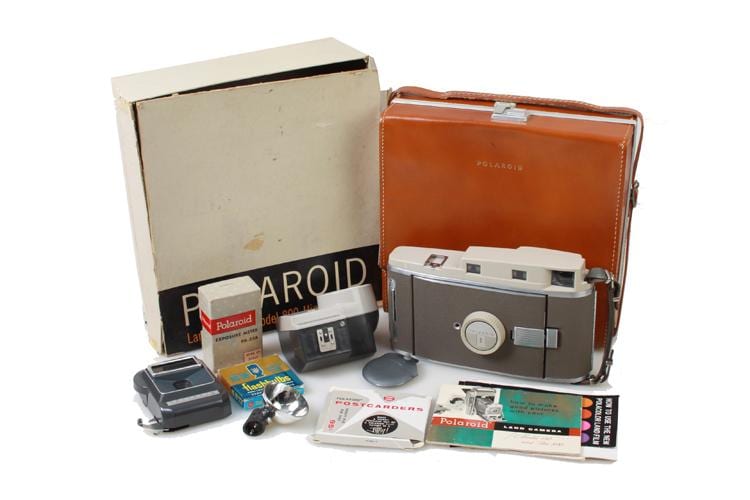 Polaroid Land Camera Model 800 High Speed Kit - Main Image