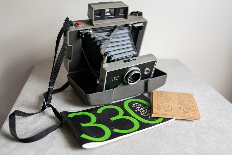 Polaroid 330 Packfilm Land Camera Etsy