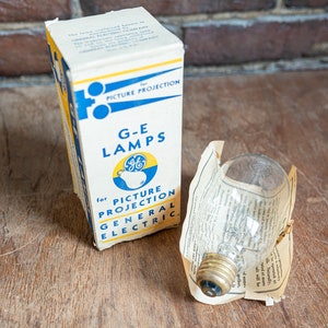 GE 500W 115V Light Bulb