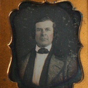 Incredibly Sharp Daguerreotype Portrait Of Man W/ Detailed Wool Suit