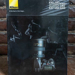 Nikon D2H Digital SLR Camera Brochure Guide - At the Heart of the Image