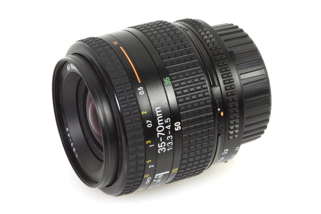Nikon 35-70mm 3.3-4.5 AF Lens - Etsy Canada