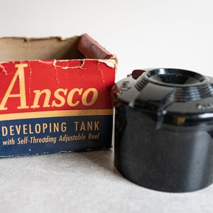 Ansco Developing Tank w/ Self-Threading Adjustable Reel for 35mm and 120 Film